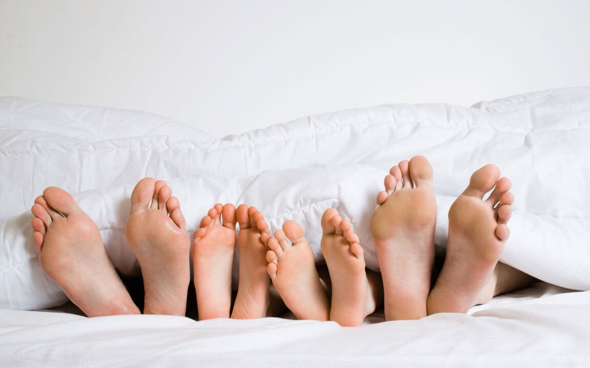 Pleseň nechtov na nohách je populárna choroba 21. storočia, ktorá postihuje každého piateho človeka